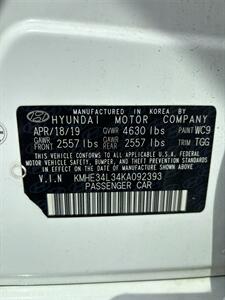 2019 Hyundai SONATA Hybrid Limited   - Photo 16 - Riverside, CA 92505