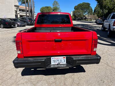 1989 Jeep Comanche Pioneer   - Photo 6 - Riverside, CA 92505