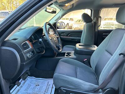 2009 Chevrolet Avalanche LT   - Photo 9 - Riverside, CA 92505
