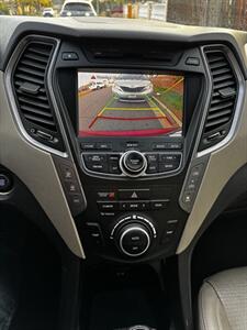 2014 Hyundai SANTA FE GLS   - Photo 12 - Riverside, CA 92505