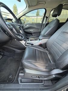 2013 Ford Escape SEL - Photo 11 - Riverside, CA 92505