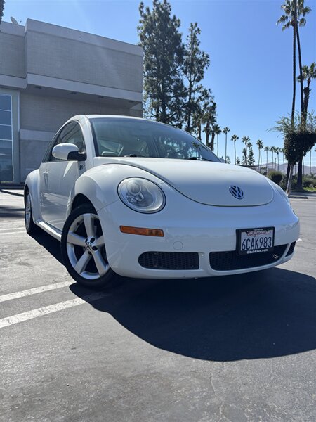 2008 Volkswagen Beetle Triple White PZEV