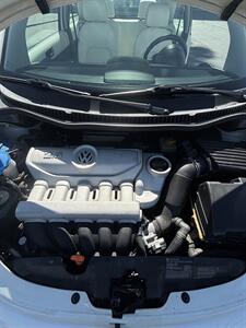 2008 Volkswagen Beetle Triple White PZEV   - Photo 15 - Riverside, CA 92505