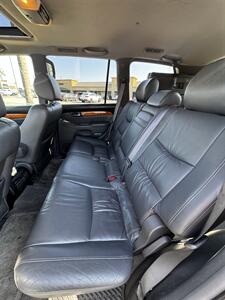 2005 Lexus GX 470   - Photo 7 - Riverside, CA 92505