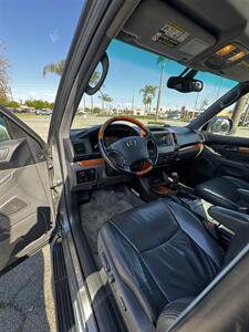 2005 Lexus GX 470   - Photo 5 - Riverside, CA 92505