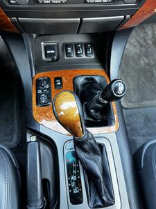 2005 Lexus GX 470   - Photo 15 - Riverside, CA 92505