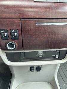 2011 Toyota Sienna Limited 7-Passenger AWD - Photo 15 - Riverside, CA 92505