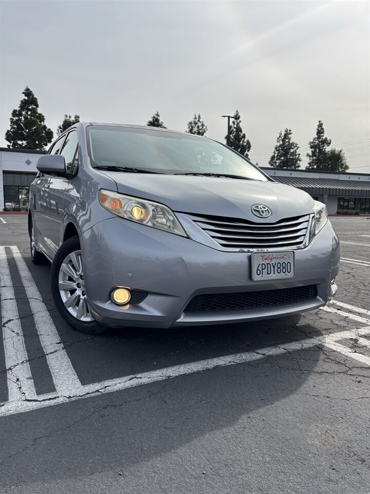 2011 Toyota Sienna Limited