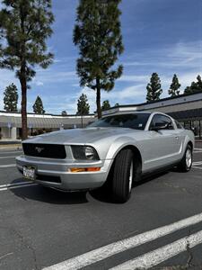 2007 Ford Mustang V6 Deluxe   - Photo 2 - Riverside, CA 92505