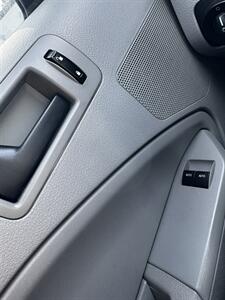 2007 Ford Mustang V6 Deluxe   - Photo 11 - Riverside, CA 92505