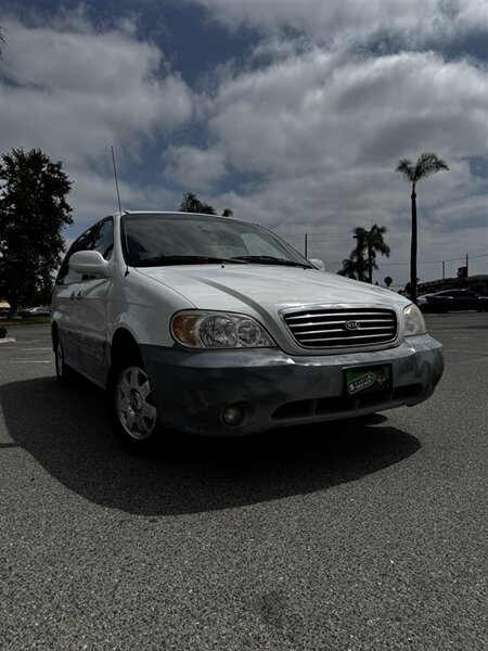 2003 Kia Sedona EX  