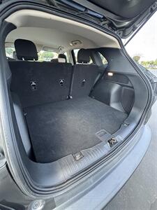 2020 Ford Escape SE   - Photo 8 - Riverside, CA 92505