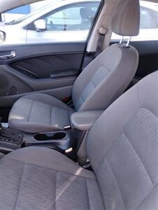 2015 Kia Forte LX   - Photo 5 - La Vergne, TN 37086