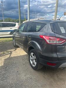 2015 Ford Escape SE   - Photo 2 - La Vergne, TN 37086