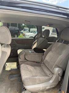 2010 Toyota Sienna CE 7-Passenger   - Photo 6 - La Vergne, TN 37086