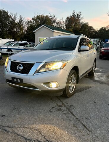 2013 Nissan Pathfinder SL - Photo 1 - La Vergne, TN 37086