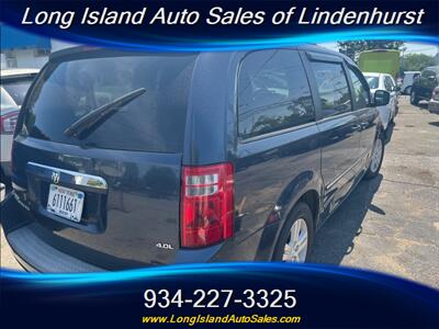 2008 Dodge Grand Caravan SXT   - Photo 5 - Lindenhurst, NY 11757