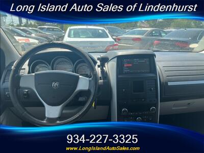 2008 Dodge Grand Caravan SXT   - Photo 7 - Lindenhurst, NY 11757