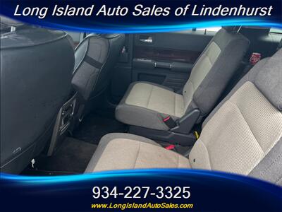 2010 Ford Flex SEL   - Photo 12 - Lindenhurst, NY 11757