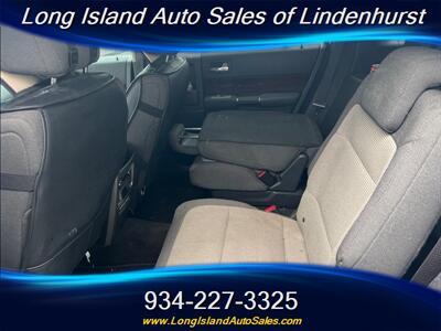 2010 Ford Flex SEL   - Photo 11 - Lindenhurst, NY 11757