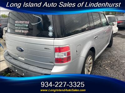 2010 Ford Flex SEL   - Photo 9 - Lindenhurst, NY 11757