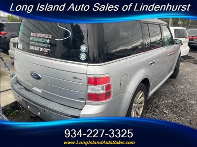 2010 Ford Flex SEL   - Photo 6 - Lindenhurst, NY 11757