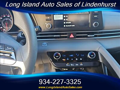 2023 Hyundai ELANTRA SEL   - Photo 9 - Lindenhurst, NY 11757