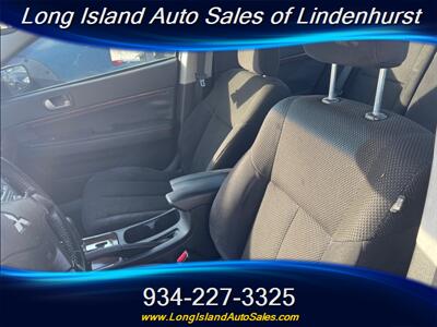 2011 Mitsubishi Galant SE   - Photo 7 - Lindenhurst, NY 11757