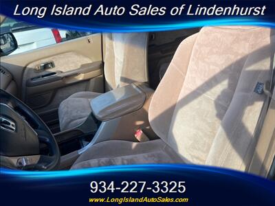 2005 Honda Pilot EX   - Photo 8 - Lindenhurst, NY 11757