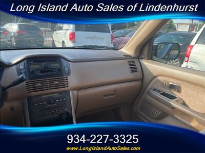 2005 Honda Pilot EX   - Photo 13 - Lindenhurst, NY 11757