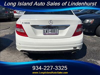 2011 Mercedes-Benz C 300 Luxury   - Photo 4 - Lindenhurst, NY 11757