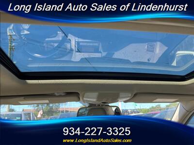 2011 Mercedes-Benz C 300 Luxury   - Photo 11 - Lindenhurst, NY 11757