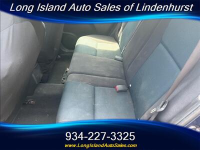 2005 Toyota Matrix XR   - Photo 11 - Lindenhurst, NY 11757