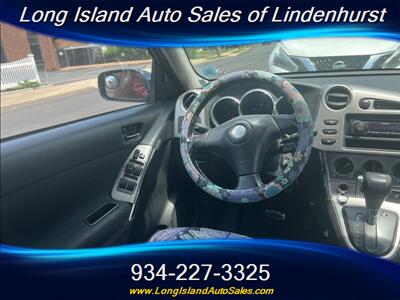 2005 Toyota Matrix XR   - Photo 13 - Lindenhurst, NY 11757