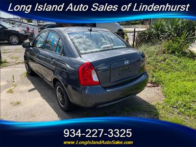 2011 Hyundai ACCENT GLS   - Photo 2 - Lindenhurst, NY 11757