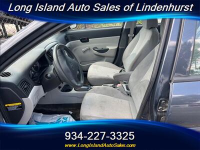 2011 Hyundai ACCENT GLS   - Photo 7 - Lindenhurst, NY 11757