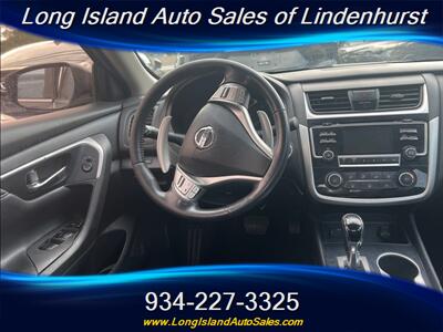 2018 Nissan Altima 2.5 SR   - Photo 12 - Lindenhurst, NY 11757