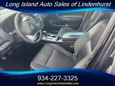 2018 Nissan Altima 2.5 SR   - Photo 7 - Lindenhurst, NY 11757