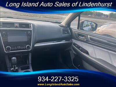 2018 Subaru Legacy 2.5i Sport   - Photo 11 - Lindenhurst, NY 11757