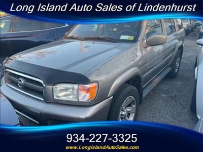 2004 Nissan Pathfinder SE   - Photo 1 - Lindenhurst, NY 11757