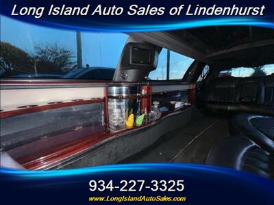 2007 Lincoln Town Car Executive   - Photo 16 - Lindenhurst, NY 11757