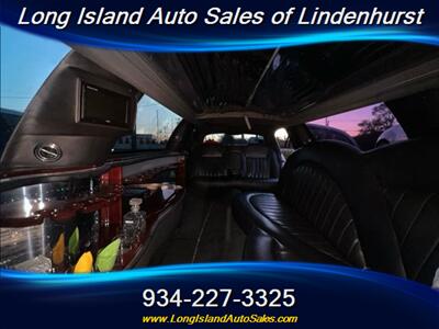 2007 Lincoln Town Car Executive   - Photo 17 - Lindenhurst, NY 11757