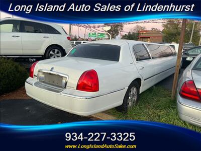 2007 Lincoln Town Car Executive   - Photo 5 - Lindenhurst, NY 11757