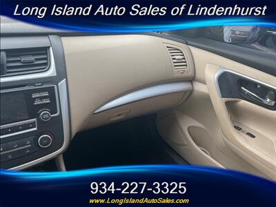 2017 Nissan Altima 2.5 S   - Photo 8 - Lindenhurst, NY 11757