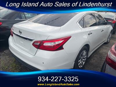 2017 Nissan Altima 2.5 S   - Photo 5 - Lindenhurst, NY 11757