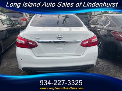 2017 Nissan Altima 2.5 S   - Photo 6 - Lindenhurst, NY 11757