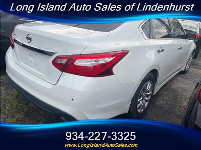 2017 Nissan Altima 2.5 S   - Photo 13 - Lindenhurst, NY 11757