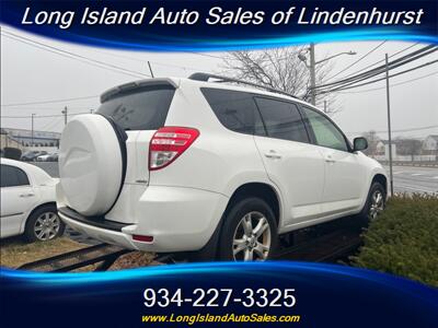 2012 Toyota RAV4 XLE   - Photo 5 - Lindenhurst, NY 11757