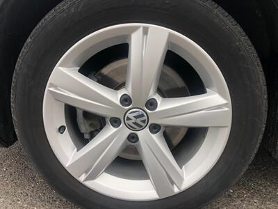 2013 Volkswagen Passat TDI SE   - Photo 13 - Portland, OR 97266