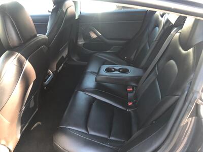 2020 Tesla Model 3 Standard Range Plus   - Photo 8 - Portland, OR 97266
